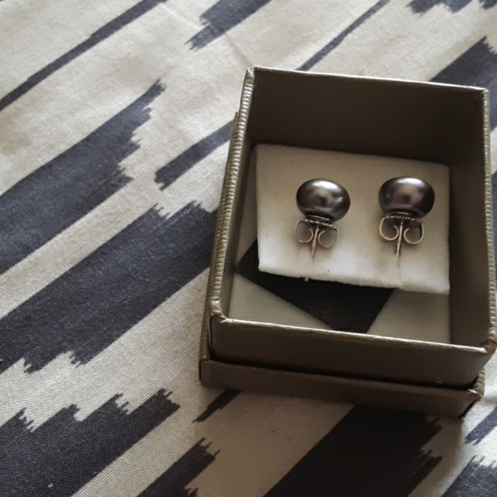 Honora Perals Black Earrings